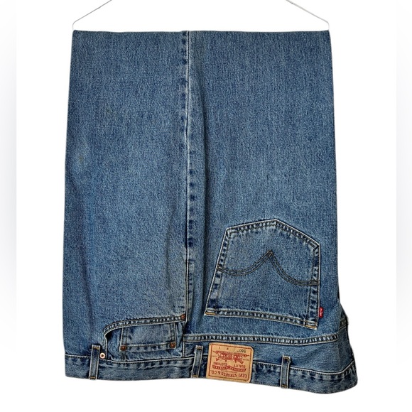 Levi Strauss & Co. Comfort Fit In Great To Excellent Condition. Size 54” Waist - Picture 1 of 12